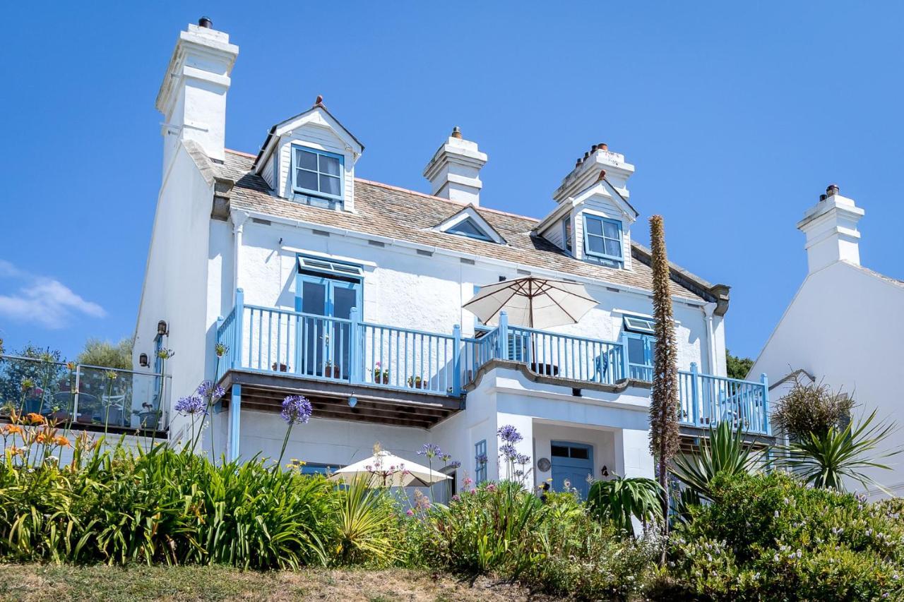 Apartamento The Old Coastguard Station Falmouth Exterior foto